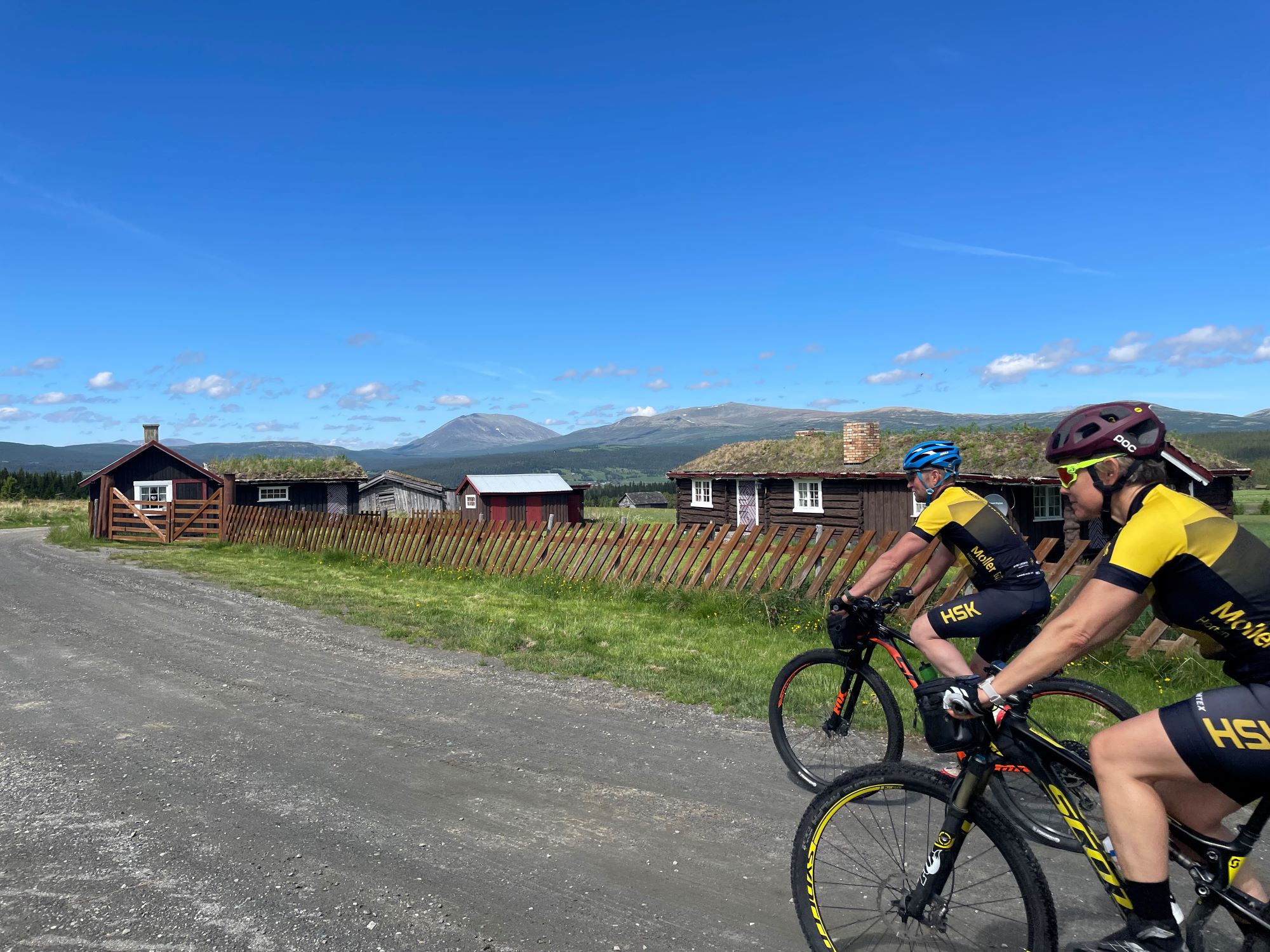 Sykkeltur i Gudbrandsdalen | Bike the Mountains and Valleys | Discover Norway